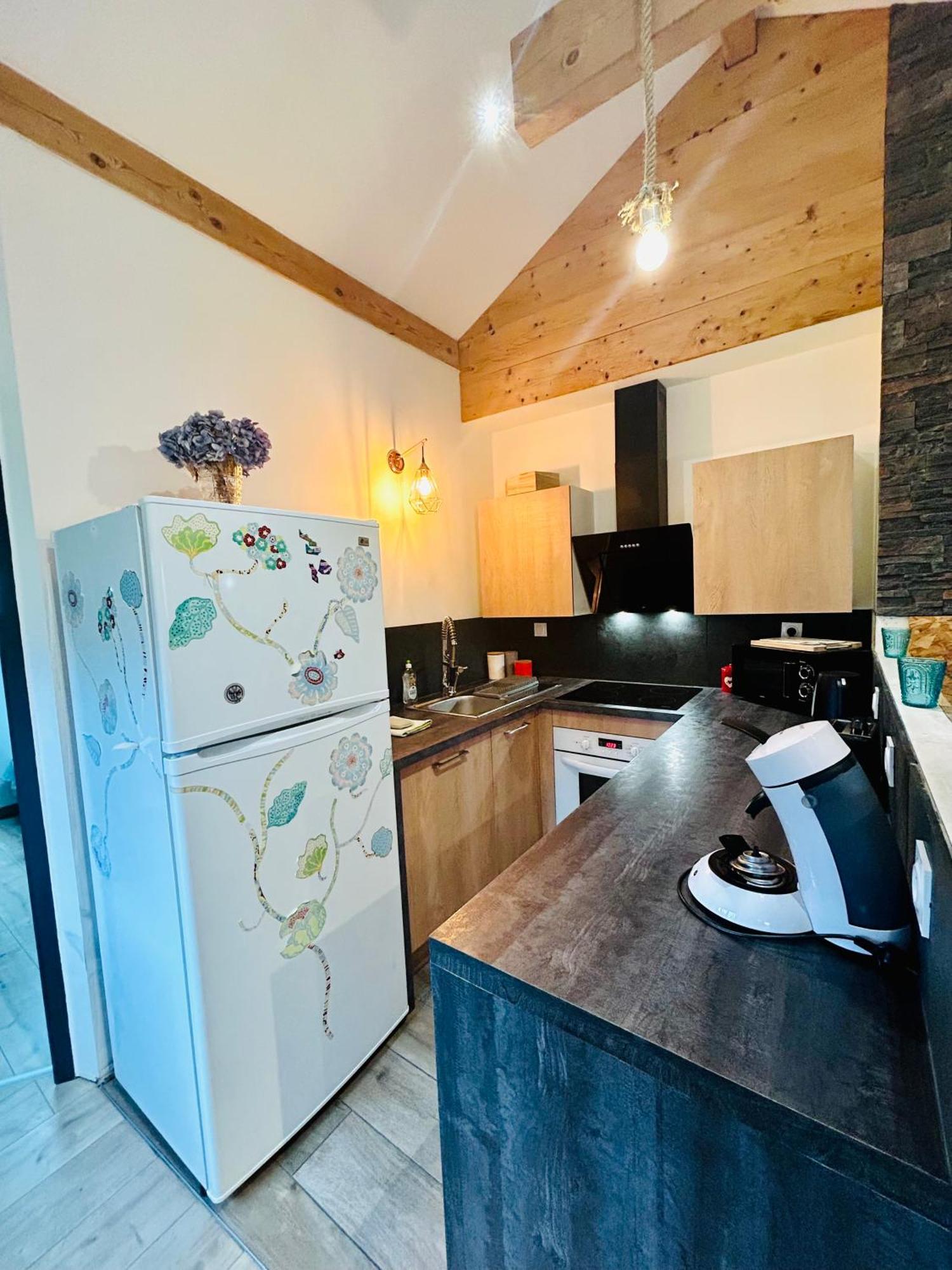 Chez Alixe - Appartement Avec Terrasse Gérardmer Exteriör bild